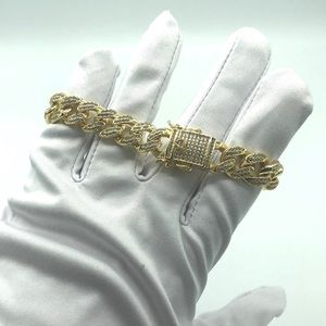 Golden Cuban Link Bracelet Mens